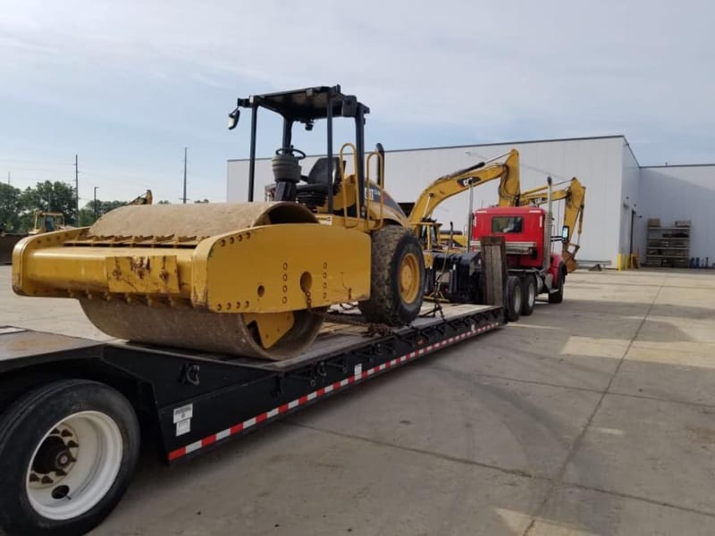 Detroit heavy equipment towing