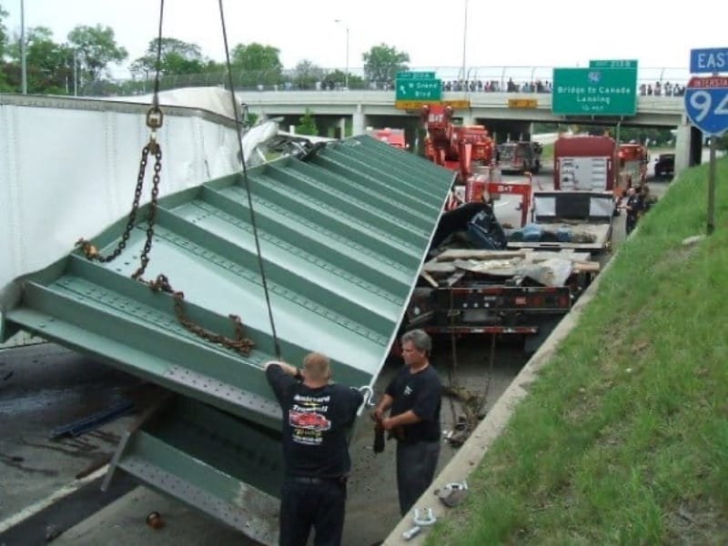 I-96 semi towing